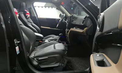 MINI Countryman 2019, 95761 км, за 9844.73 USD - фото 11