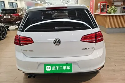 Volkswagen Golf 2015, 101000 км, за 6964 USD