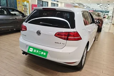 Volkswagen Golf 2015, 101000 км, за 6964 USD - фото 6