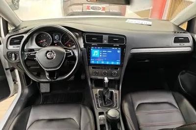 Volkswagen Golf 2015, 101000 км, за 6964 USD - фото 12