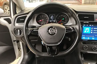 Volkswagen Golf 2015, 101000 км, за 6964 USD - фото 13