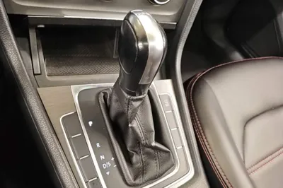 Volkswagen Golf 2015, 101000 км, за 6964 USD - фото 16