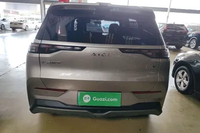 AION Y 2022, 111900 км, за 11041 USD