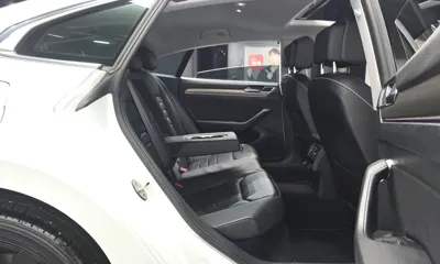Volkswagen Arteon 2019, 59920 км, за 15688.59 USD - фото 12