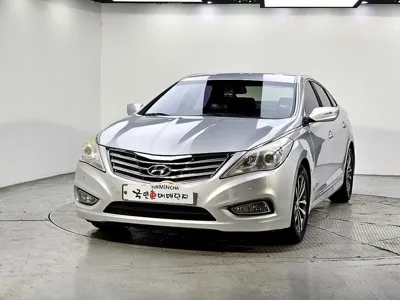 Hyundai Grandeur 2012, 151537 км, за 1881.88 USD