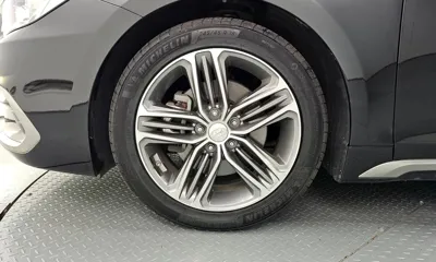 Hyundai Grandeur 2017, 97557 км, за 9584.88 USD