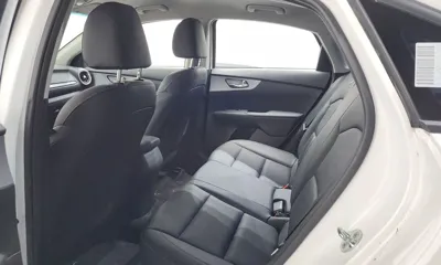 Kia K3 2022, 26888 км, за 13016.86 USD - фото 17