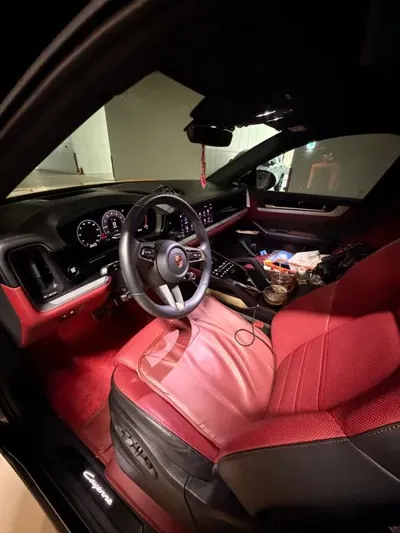 Porsche Cayenne 2025, 26000 км, за 98463.96 USD - фото 8