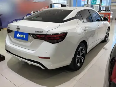 Nissan Sylphy 2022, 43000 км, за 9564.26 USD