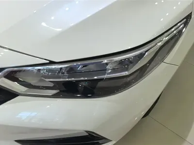 Nissan Sylphy 2022, 43000 км, за 9564.26 USD