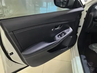 Nissan Sylphy 2022, 43000 км, за 9591.34 USD - фото 7