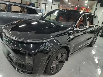 Li Auto Li L9 · 2023 год