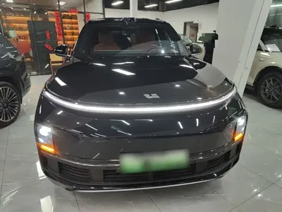 Li Auto Li L9 2023, 72100 км, за 35214.37 USD