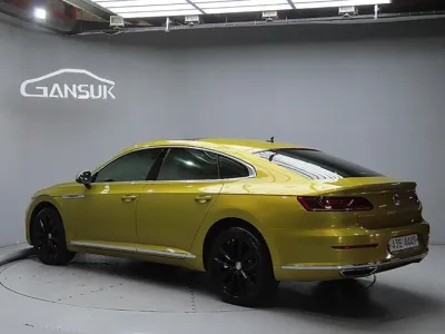Volkswagen Arteon 2018, 90464 км, за 11501.86 USD