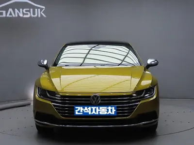 Volkswagen Arteon 2018, 90464 км, за 11501.86 USD