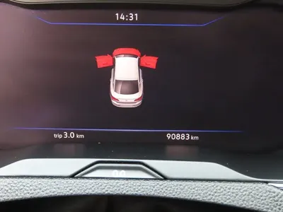 Volkswagen Arteon 2018, 90464 км, за 11421.82 USD - фото 8