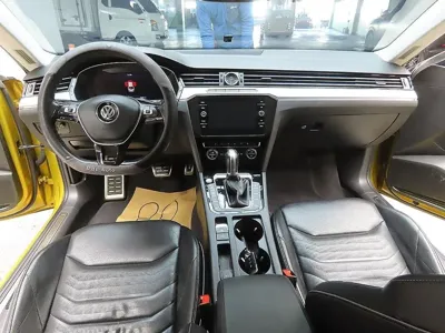 Volkswagen Arteon 2018, 90464 км, за 11421.82 USD - фото 11