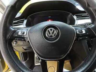 Volkswagen Arteon 2018, 90464 км, за 11421.82 USD - фото 13