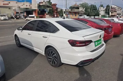Volkswagen Lavida 2023, 23800 км, за 13063 USD