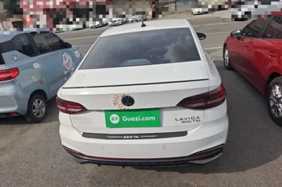 Volkswagen Lavida 2023, 23800 км, за 13063 USD