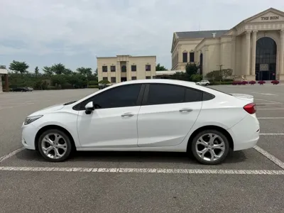 ChevroletGMDaewoo Cruze 2017, 67837 км, за 3773.1 USD