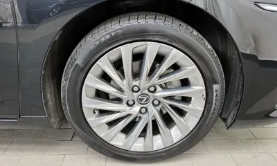 Lexus ES 2023, 123761 км, за 22509.92 USD