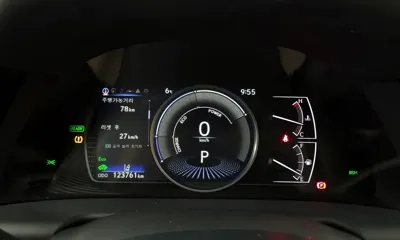 Lexus ES 2023, 123761 км, за 22509.92 USD - фото 8
