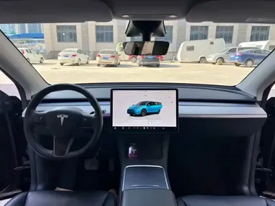 Tesla Model Y 2024, 120000 км, за 22041.95 USD