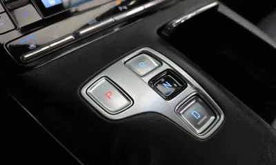 Hyundai Grandeur 2020, 123785 км, за 12800.32 USD - фото 9