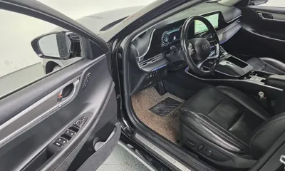 Hyundai Grandeur 2020, 123785 км, за 12800.32 USD - фото 11