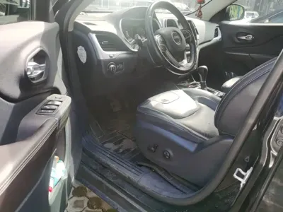 Jeep Cherokee 2017, 76900 км, за 5444.27 USD - фото 14