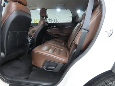 Kia Sorento 2016, 61087 км, за 10305.89 USD - фото 6