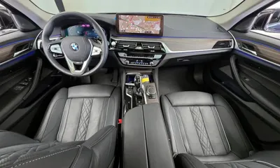 BMW 5-Series 2023, 13883 км, за 28770.35 USD - фото 7