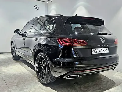 Volkswagen Touareg 2023, 26108 км, за 46592.94 USD