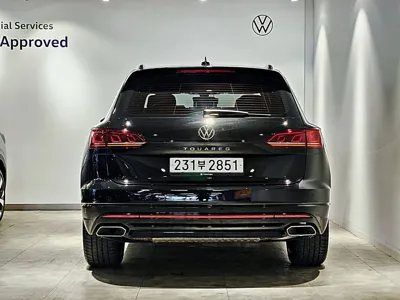 Volkswagen Touareg 2023, 26108 км, за 46592.94 USD