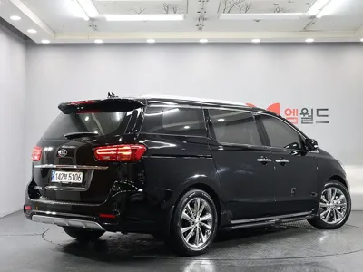 Kia Canival 2020, 54745 км, за 15850.68 USD
