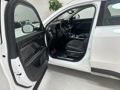 Haval H6 2022, 23000 км, за 12985.2 USD