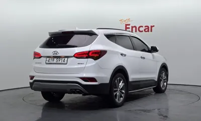 Hyundai Santafe 2016, 130682 км, за 8543.04 USD