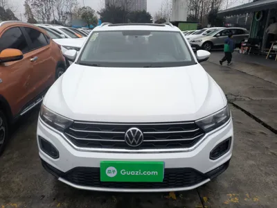 Volkswagen T-Roc 2021, 57200 км, за 11791 USD - фото 2
