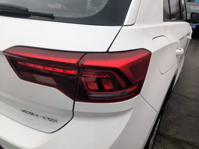 Volkswagen T-Roc 2021, 57200 км, за 11791 USD - фото 7