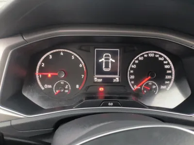 Volkswagen T-Roc 2021, 57200 км, за 11791 USD - фото 15
