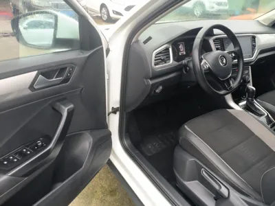 Volkswagen T-Roc 2021, 57200 км, за 11791 USD - фото 19