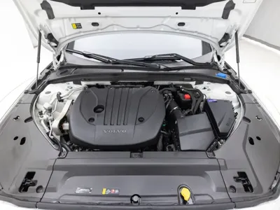 Volvo S90 2024, 14072 км, за 31180.26 USD - фото 6