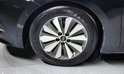 Hyundai Grandeur 2016, 144062 км, за 4999.02 USD