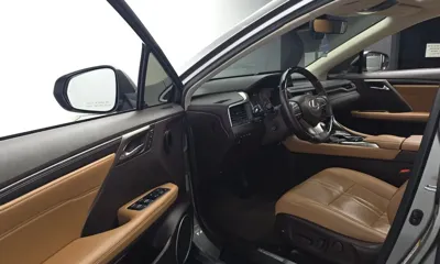 Lexus RX 2019, 65247 км, за 28754.65 USD - фото 10