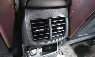 Kia Seltos 2023, 30213 км, за 14113.17 USD - фото 29