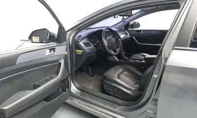 Hyundai Sonata 2017, 139220 км, за 5448.34 USD - фото 10