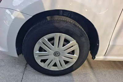 Volkswagen Polo 2016, 111000 км, за 6174 USD - фото 10