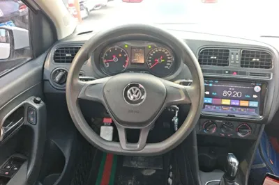 Volkswagen Polo 2016, 111000 км, за 6174 USD - фото 13