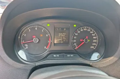 Volkswagen Polo 2016, 111000 км, за 6174 USD - фото 14